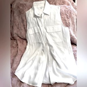 Equipment Sleeveless Slim Signature Silk Top